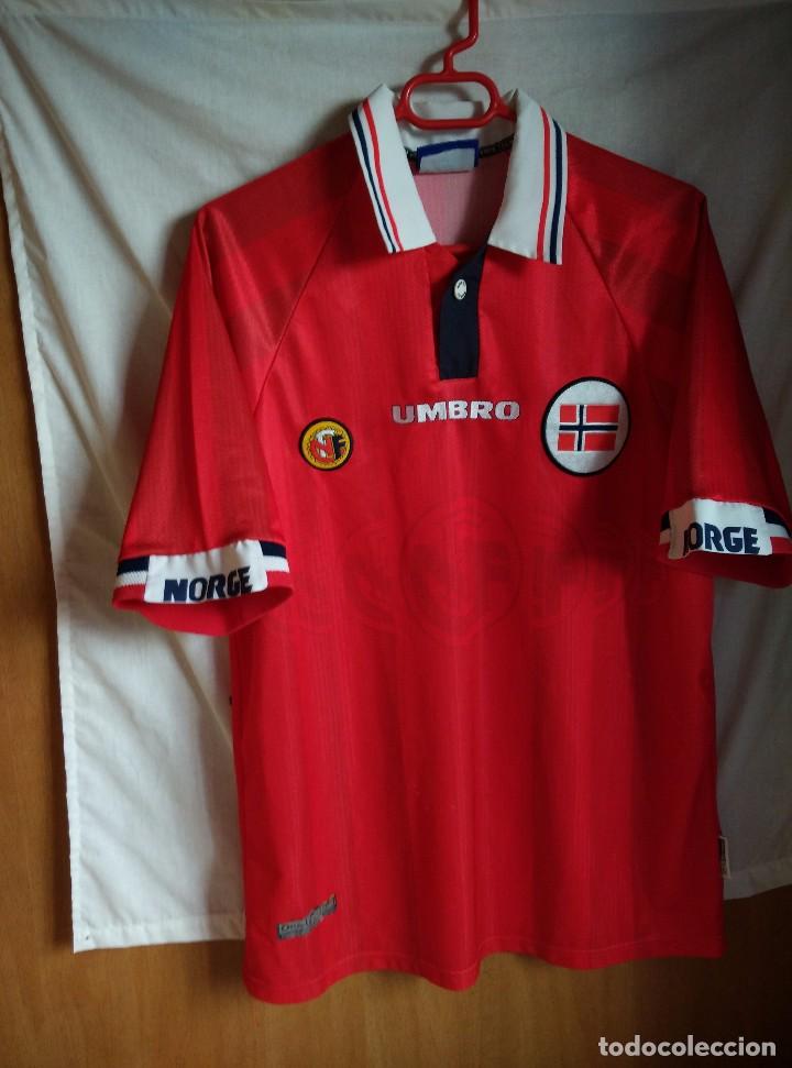 Colecionismo desportivo: Original | Futbol | Talla L | Camiseta de la seleccion de Noruega a&ntilde;os 90