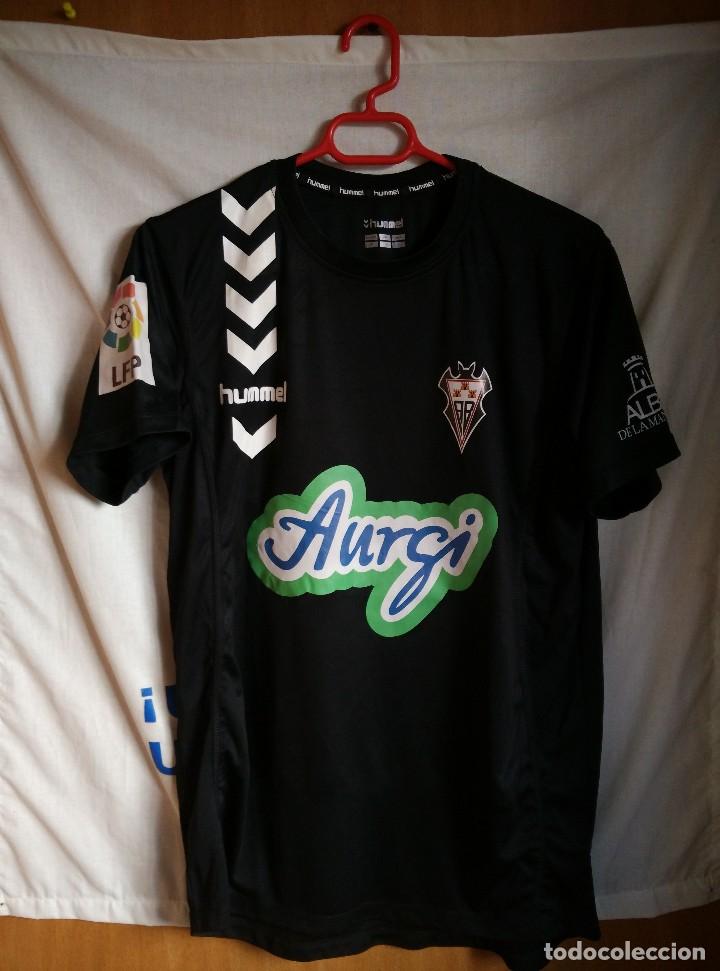 Colecionismo desportivo: Original | Futbol | Talla M | Camiseta del Albacete #25 match worn