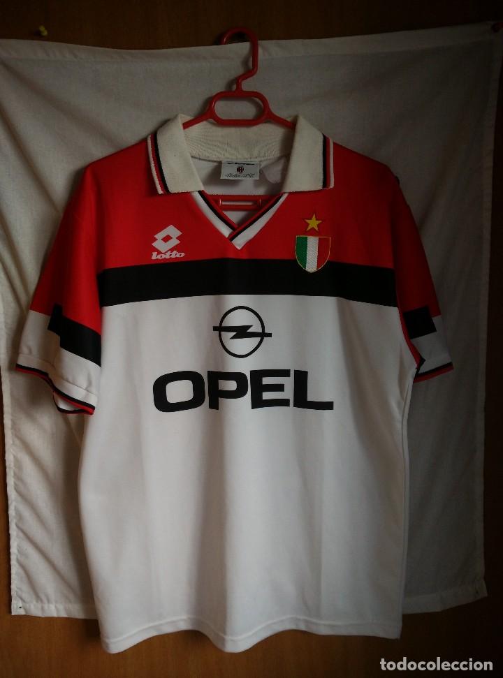 Sports collectibles: Original | Futbol | Talla M | Camiseta del AC Milan de los a&ntilde;os 90