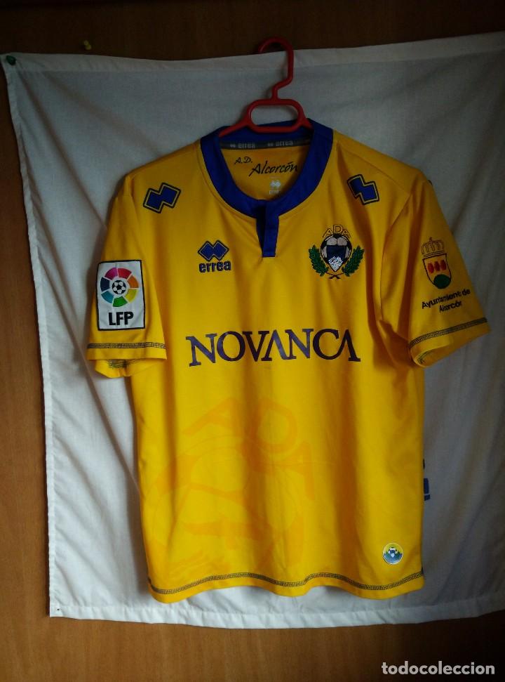 Colecionismo desportivo: Original | Futbol | Talla M | Camiseta del Alcorcon #3 DJENE match worn