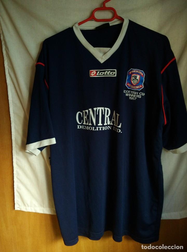 Colecionismo desportivo: Original | Futbol | Talla L | Camiseta del Falkirk FC , conmemorando la copa Escocesa ganada en 1957