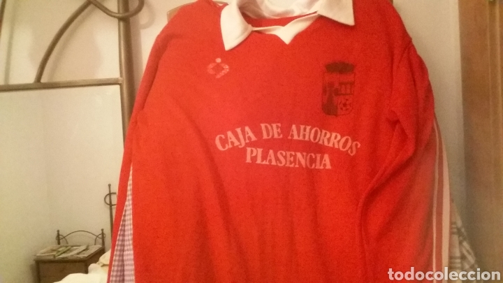 Colecionismo desportivo: UP Plasencia - camiseta a&ntilde;os 80 antigua . - 2 equipacion