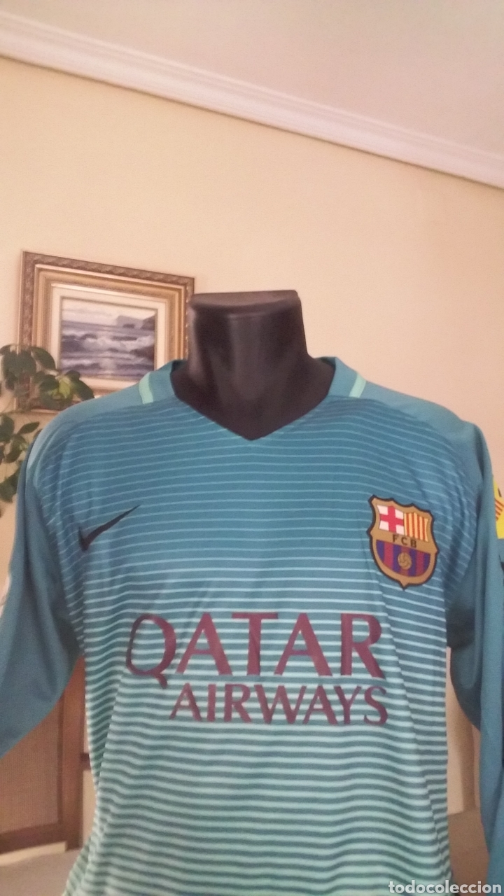 Sports collectibles: FC Barcelona 2015. Segunda equipacion.Verde. Talla L.