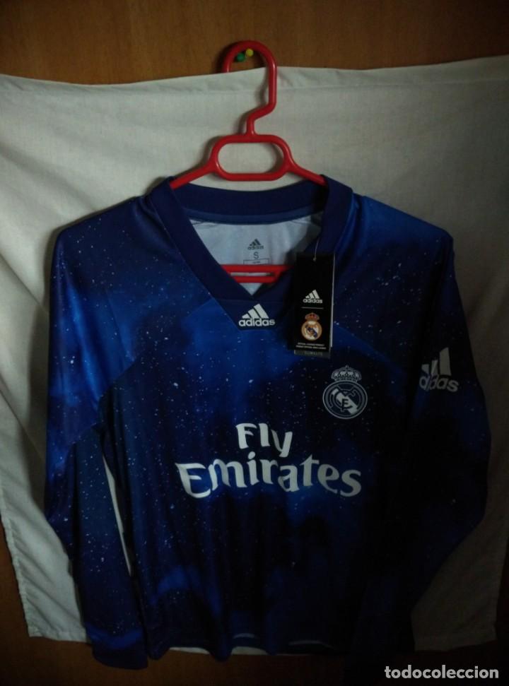 Colecionismo desportivo: Leer anuncio | Nueva a estrenar | Camiseta de Futbol | Talla S | Real Madrid GALACTICOS MANGA LARGA