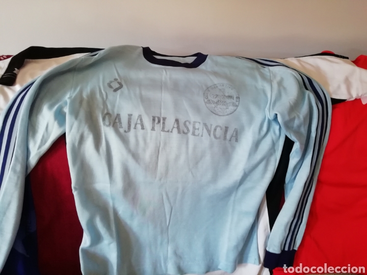 Colecionismo desportivo: Camiseta CD Coria antigua. Extremadura. A&ntilde;os 80. Talla M.