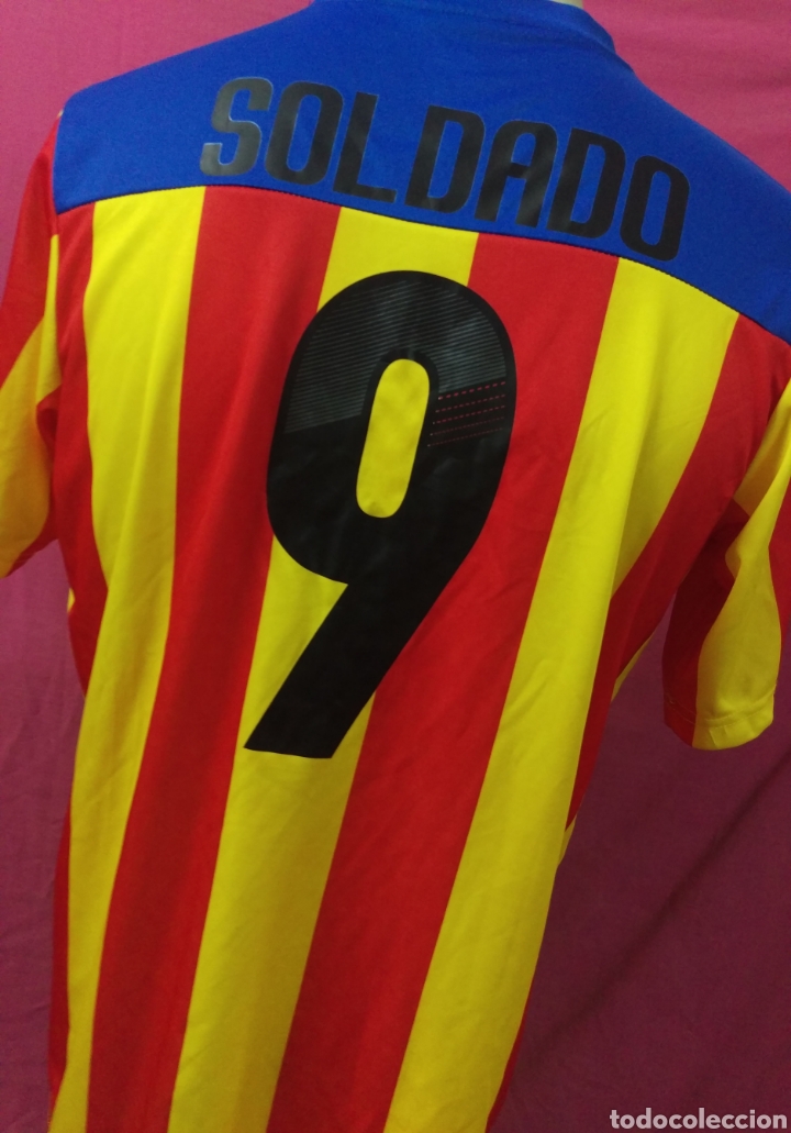 Colecionismo desportivo: Camiseta futbol original JOMA se&ntilde;era VALENCIA C.F. jugador SOLDADO talla L