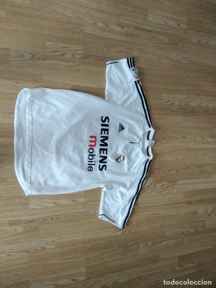 Coleccionismo deportivo: ANTIGUA CAMISETA REAL MADRID ADIDAS BECKHAN N&ordm; 23