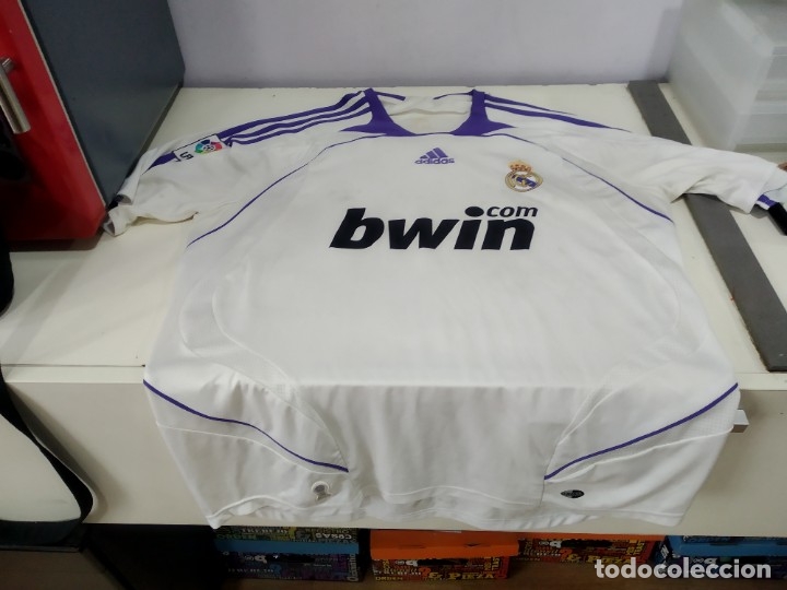 Coleccionismo deportivo: ANTIGUA CAMISETA REAL MADRID  BWIN  ADIDAS