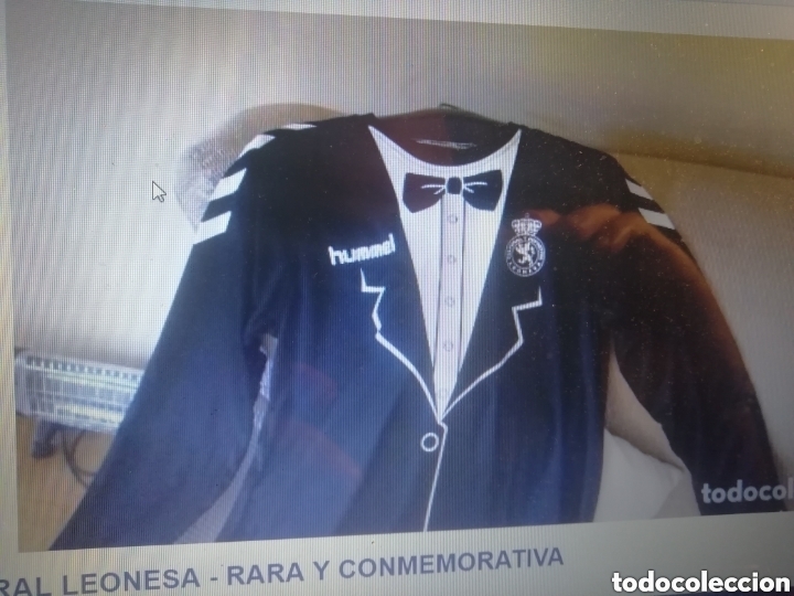 Collezionismo sportivo: Camisetas coleccionistas. lote de 3 dif&iacute;ciles. Leonesa, yashin y Cruyff.