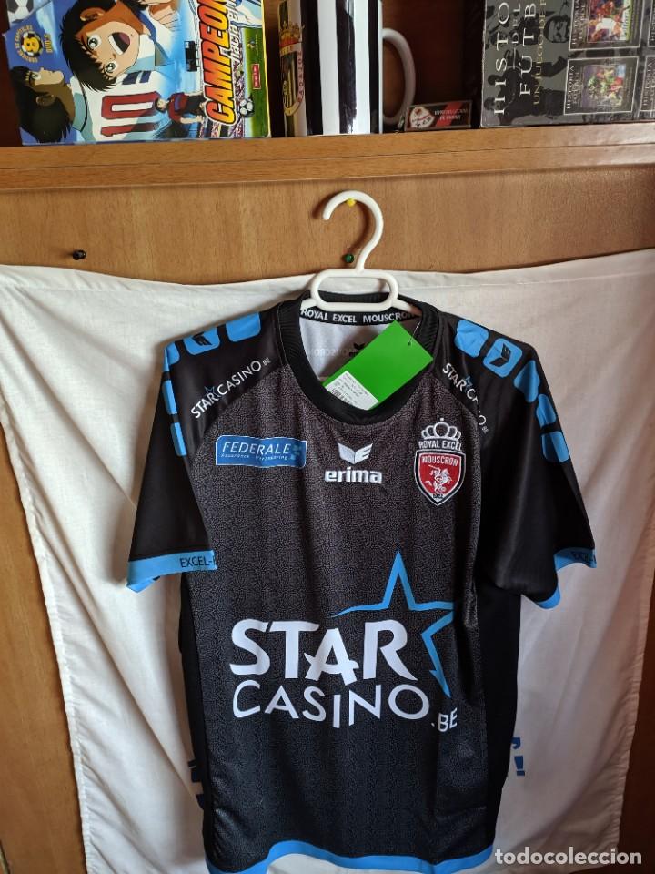 Collezionismo sportivo: Nueva y Original | Futbol | Talla S | Camiseta | Royal Excel Mouscron