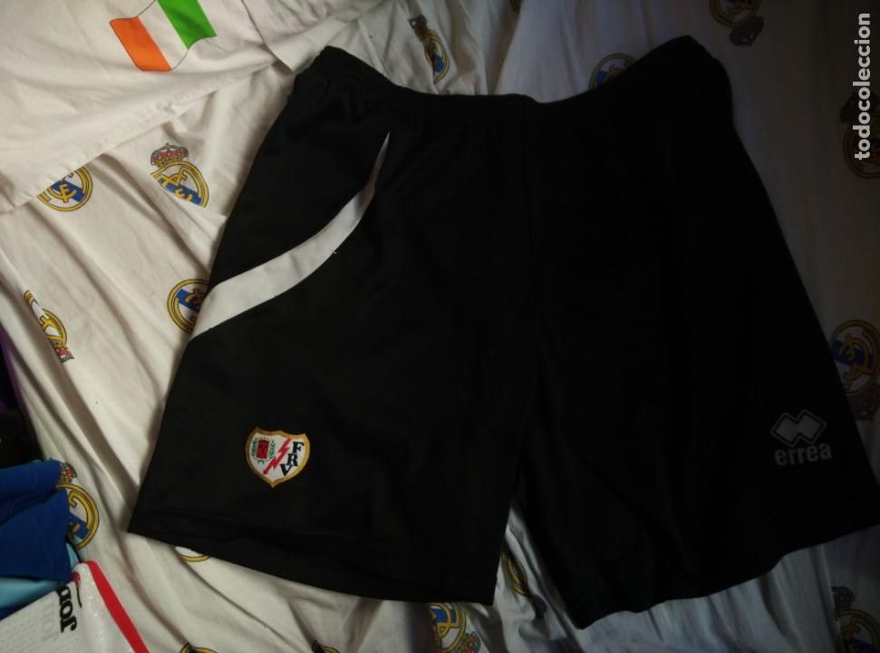 Coleccionismo deportivo: Original | Pantalon corto de Futbol | Talla L | Rayo Vallecano