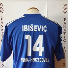 Coleccionismo deportivo: Nº14 IBISEVIC BOSNIA-HERZEGOVINA HOME 2011 CAMISETA FUTBOL. Lote 203249791