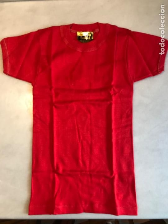 Sports collectibles: Camiseta f&uacute;tbol ni&ntilde;o. A&ntilde;os 60. Selecci&oacute;n Espa&ntilde;ola