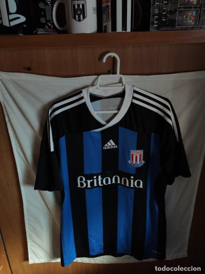 Sports collectibles: ORIGINAL | FUTBOL | TALLA M | CAMISETA | Stoke City