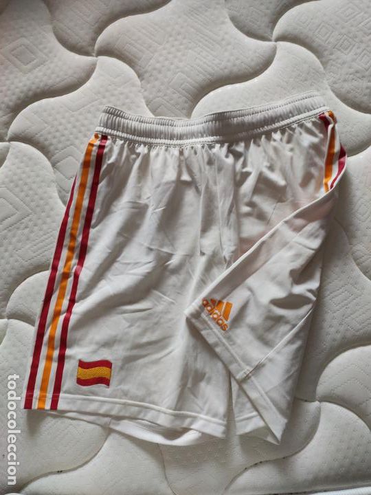 Colecionismo desportivo: Original | Camiseta de Futbol | Talla M | Pantalon de la seleccion de Espa&ntilde;a