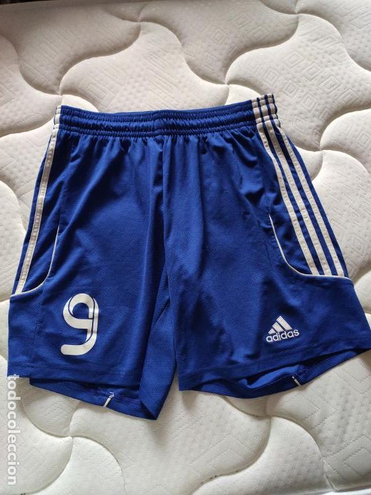 Coleccionismo deportivo: Original | Camiseta de Futbol | Talla L | Pantalon Adidas con el dorsal 9