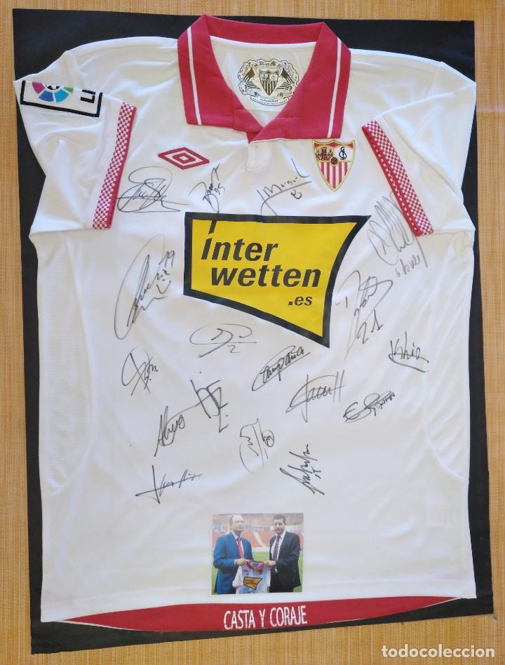 Sports collectibles: SEVILLA F C Camiseta firmada por todos sus jugadores 2012 - 2013 ***ORIGINAL-AUT&Eacute;NTICA***