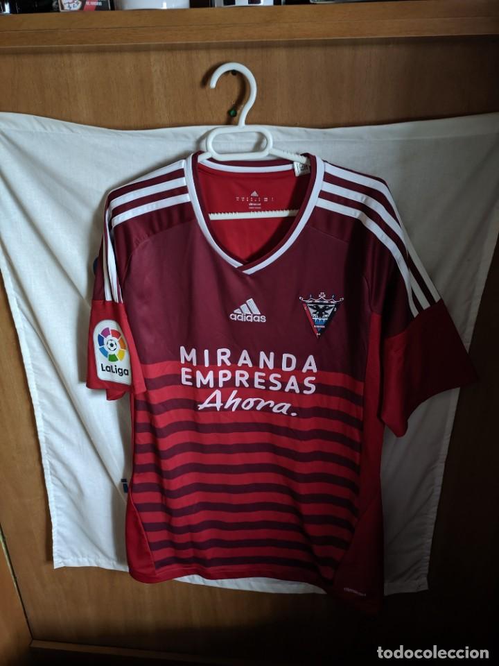 Coleccionismo deportivo: Original | Camiseta de Futbol | Talla M | CD Mirandes - 5 Fran Cruz - match worn