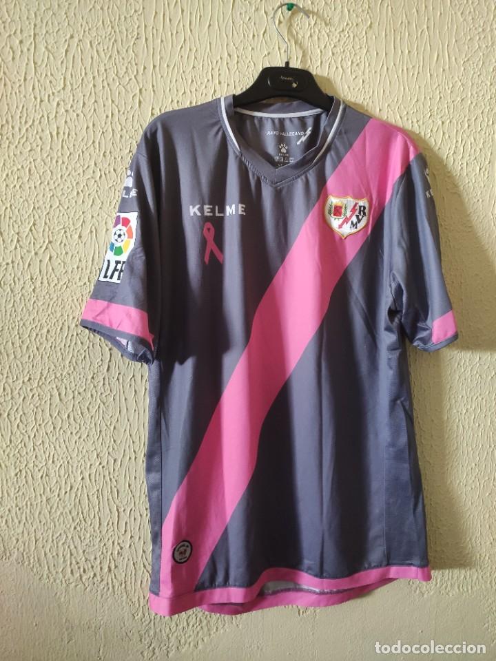 Colecionismo desportivo: Original | Camiseta de Futbol | Talla L | Rayo Vallecano - dorsal 19 - match worn