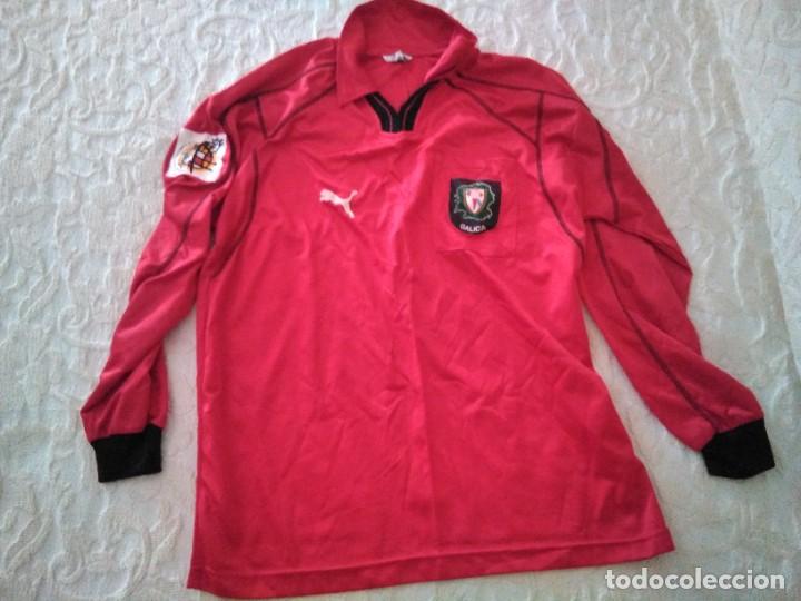 Coleccionismo deportivo: Camiseta de Arbitro de Futbol Federacion gallega.