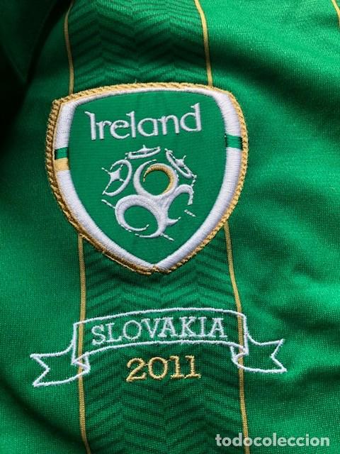 Coleccionismo deportivo: Camiseta Oficial Rep. Irlanda e personalizada em bordado Irlanda vs Eslov&aacute;quia 2011 - Tamanho XL