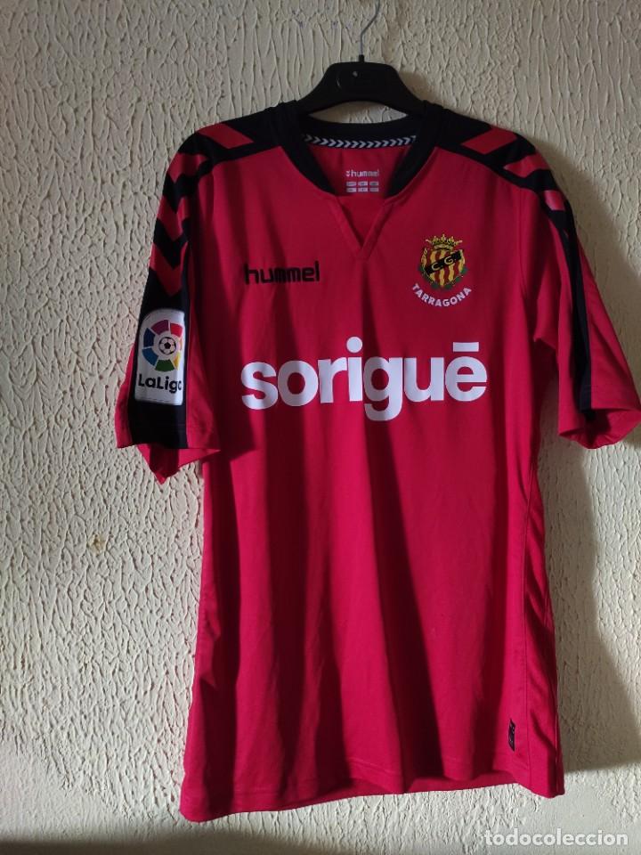 Sports collectibles: Camiseta de Futbol | Original | Talla M | Nastic de Tarragona - 24 Djetei - match worn vs Cadiz CF