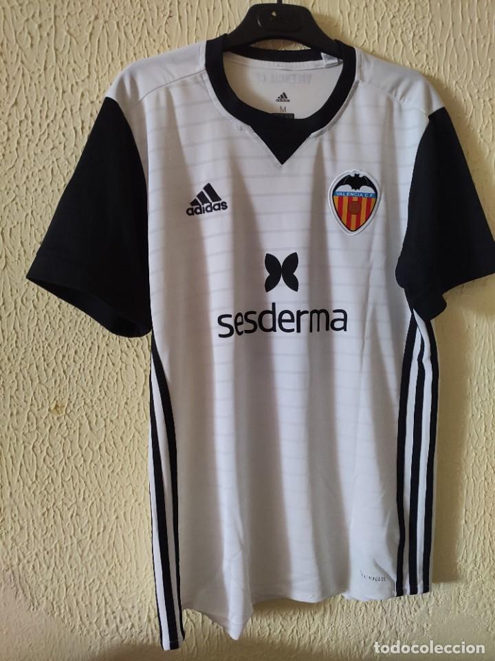Colecionismo desportivo: Camiseta de Futbol | Original | Talla M | Valencia CF cantera - dorsal 8 - match worn