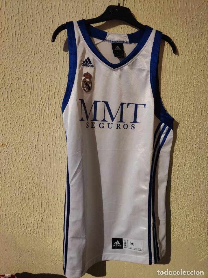 Sports collectibles: Original | Camiseta Futbol | Talla M | Real Madrid de baloncesto