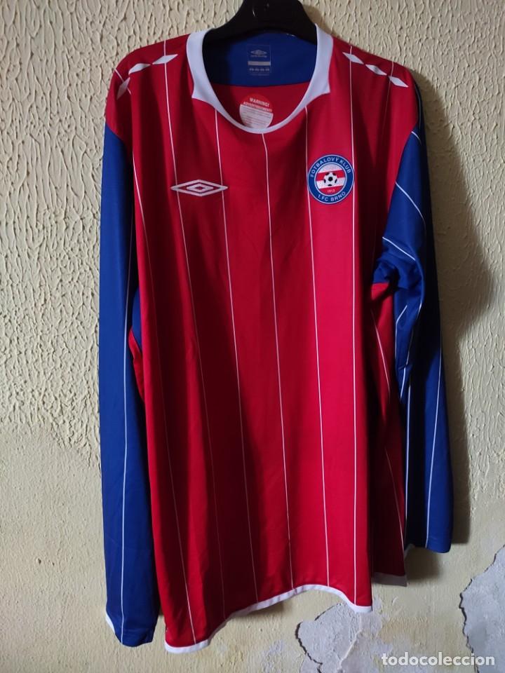 Coleccionismo deportivo: Nueva sin etiquetas y Original | Camiseta Futbol shirt | Talla XL | FC Brno (Republica Checa)