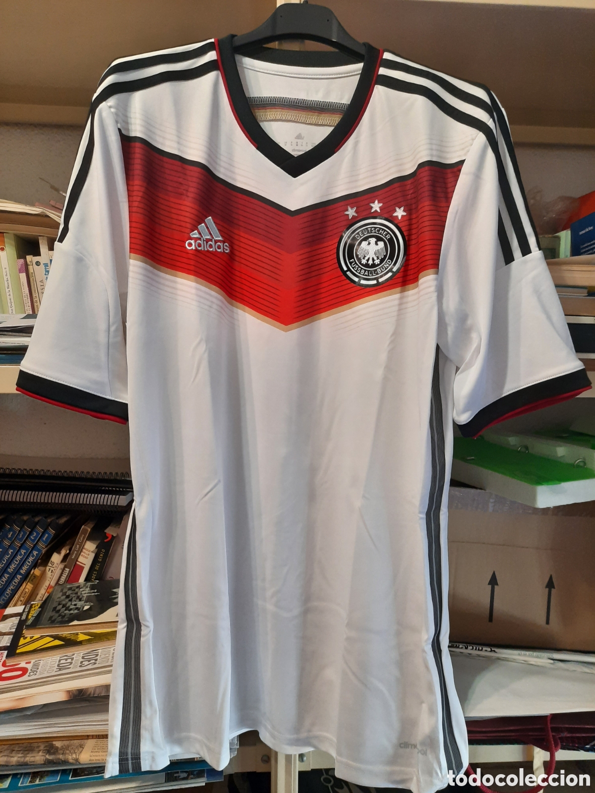 Sports collectibles: Camiseta Alemania campe&oacute;n Mundial Brasil 2014