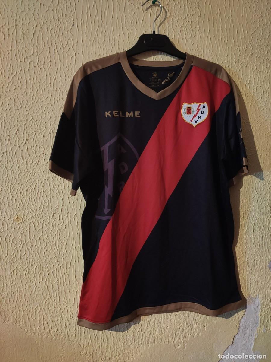 Sports collectibles: Original | Camiseta de Futbol shirt | Talla M | Rayo Vallecano dorsal 16 match worn cat. inferiores