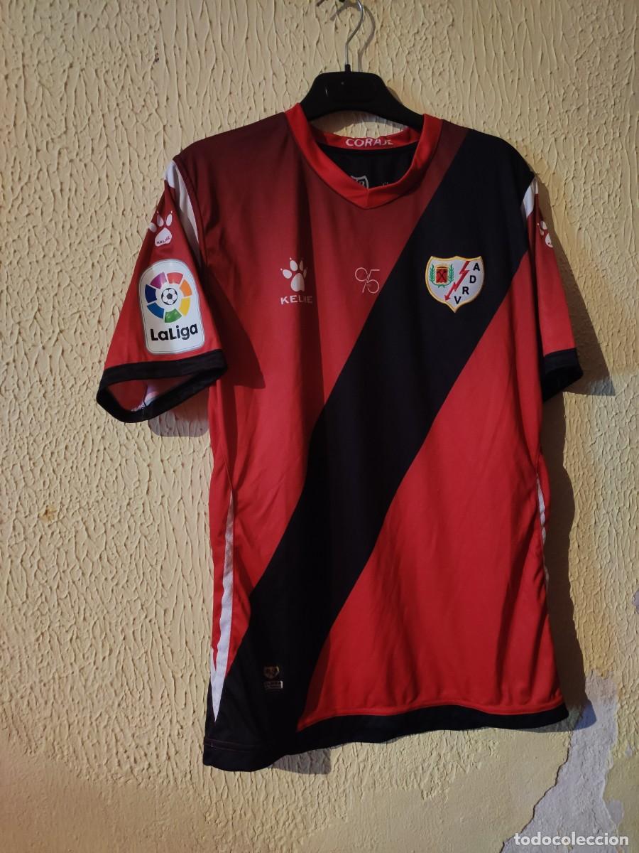 Sports collectibles: Original | Camiseta de Futbol shirt | Talla M | Rayo Vallecano dorsal 4 match worn cat. inferiores