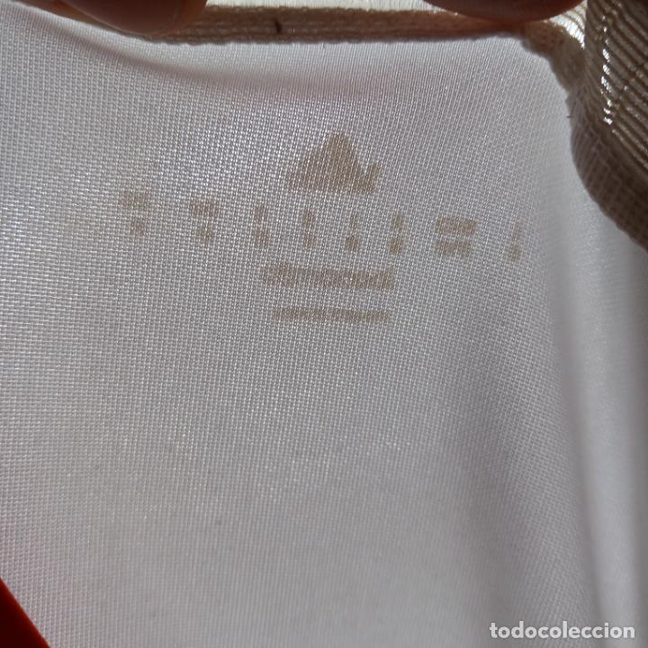 Coleccionismo deportivo: Camiseta valencia - Foto 3