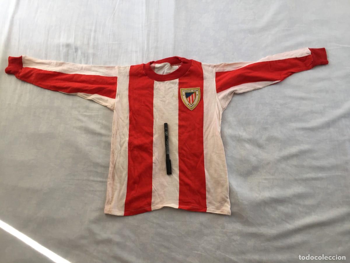 Coleccionismo deportivo: Camiseta del Athletic de Bilbao para ni&ntilde;o, a&ntilde;os 70, de MAFISA - Original de la epoca
