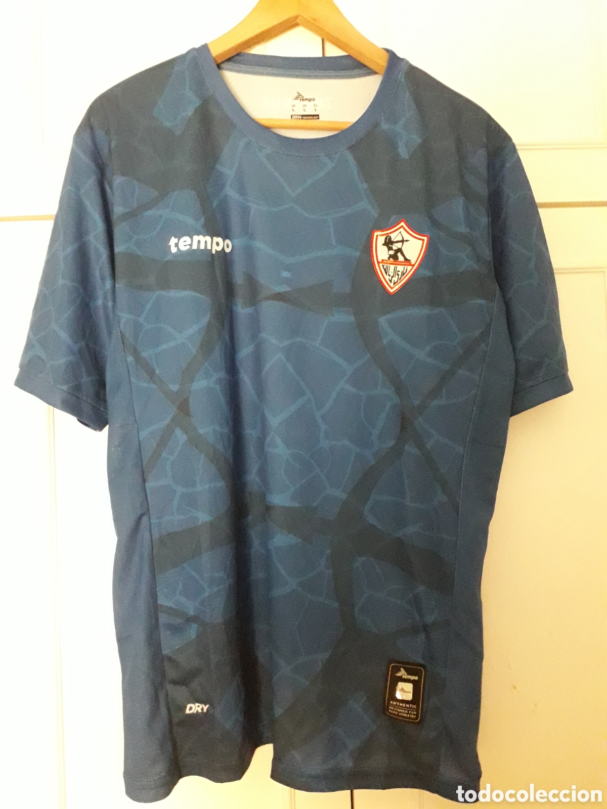 Coleccionismo deportivo: Camiseta away El Zamalek de Egipto