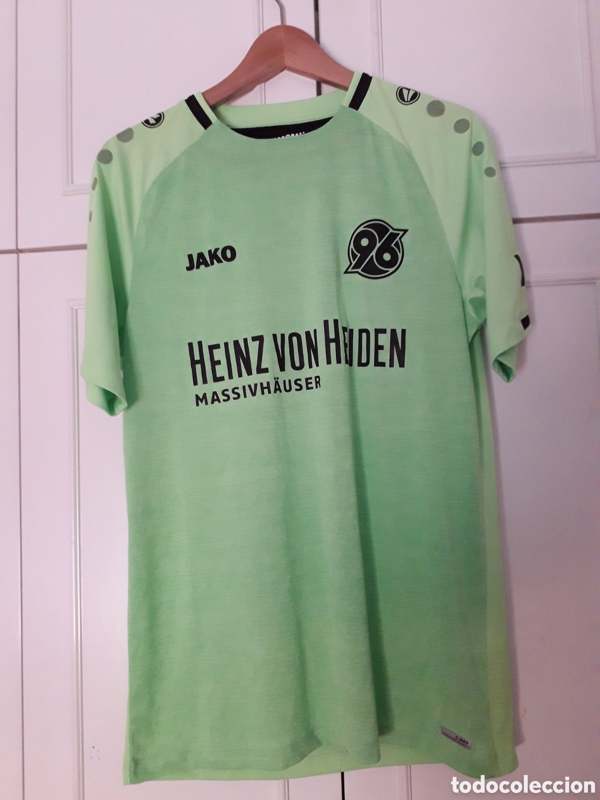 Collezionismo sportivo: Camiseta oficial Hannover 96 de Alemania