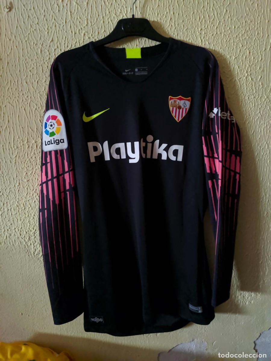 Colecionismo desportivo: Match Worn | Original | Camiseta Futbol shirt | Talla M | Sevilla FC - 1 Tomas Vaclik