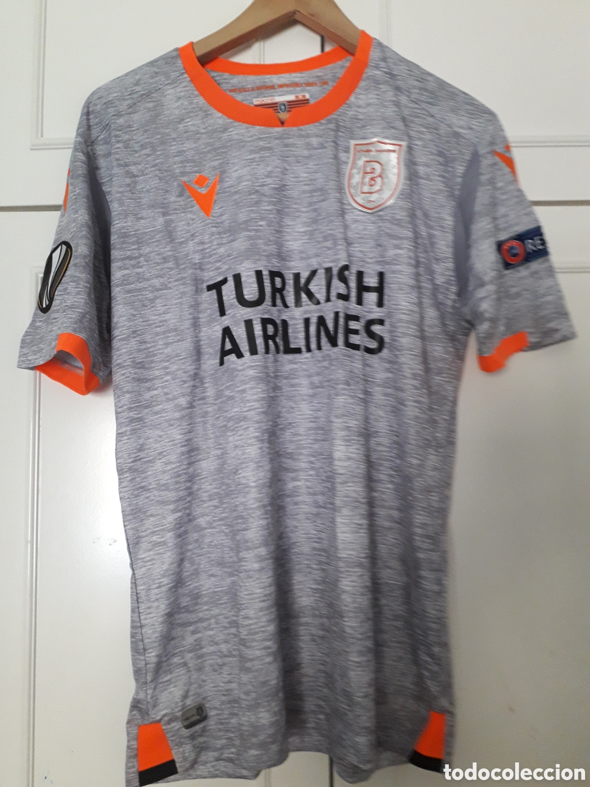 Collezionismo sportivo: Camiseta matchworn Basaksehir SK de Turqu&iacute;a Clichy
