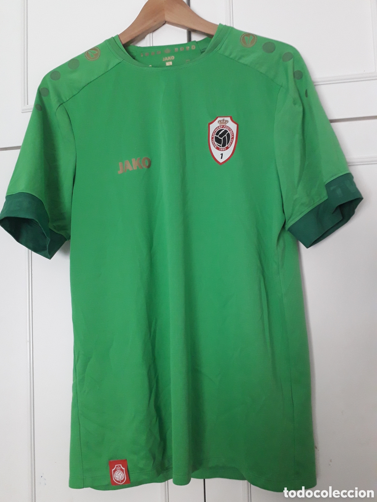 Collezionismo sportivo: Camiseta away oficial Royal Antwerp de B&eacute;lgica