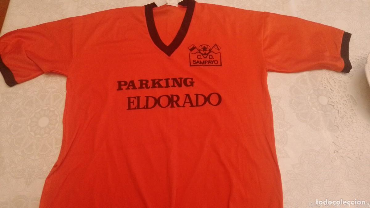 Sports collectibles: Camiseta C. D Sampayo