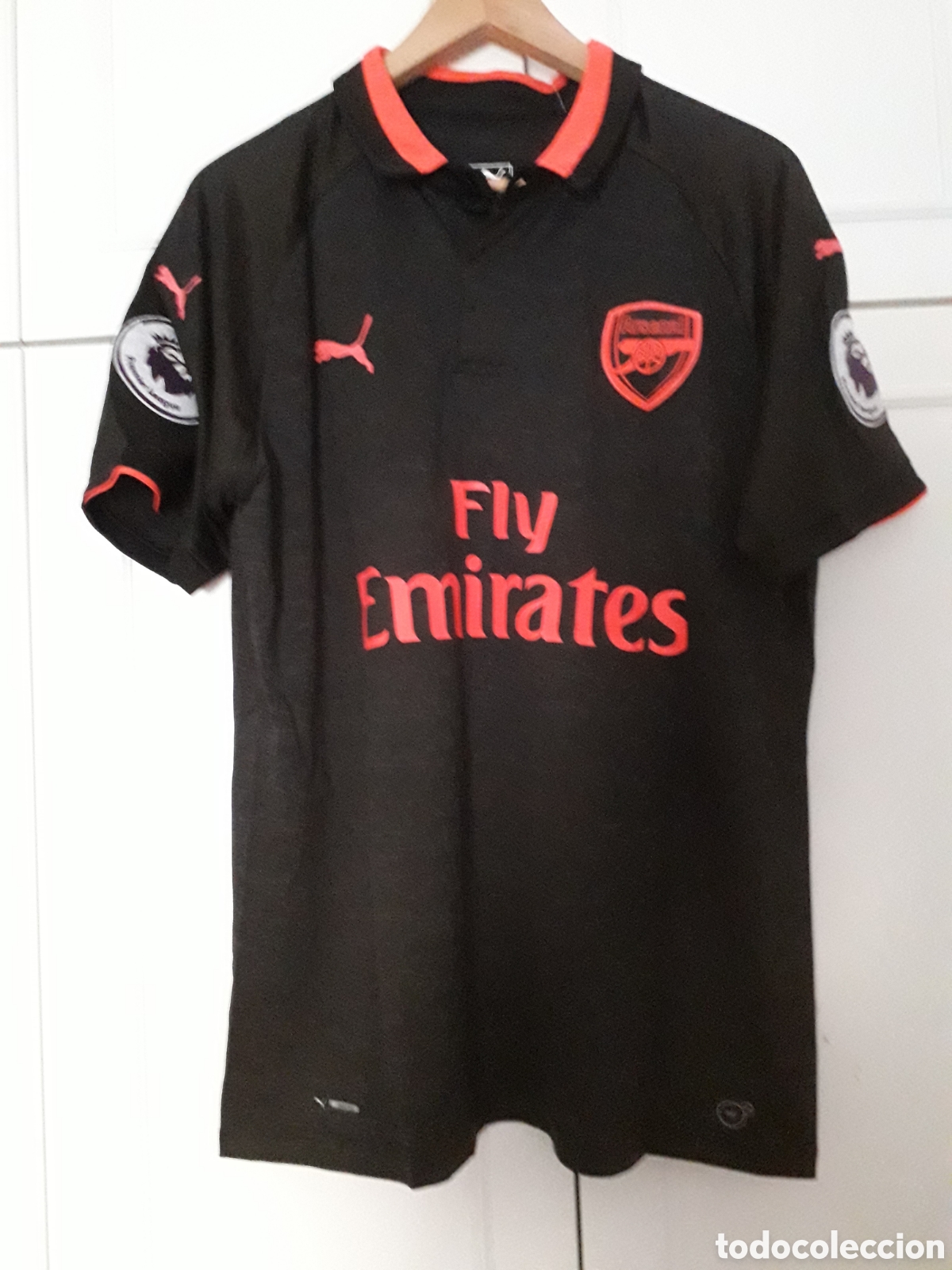 Sports collectibles: Camiseta away Arsenal FC Inglaterra