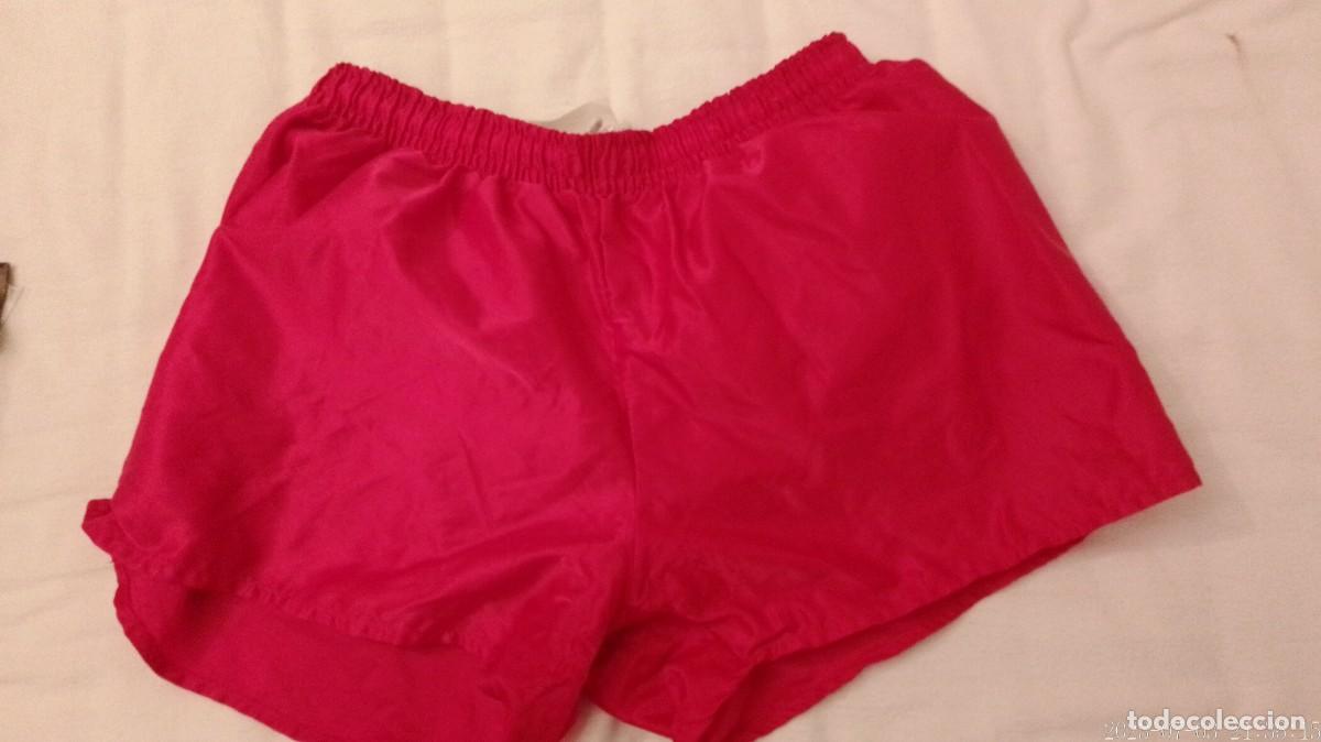 Pantal&oacute;n rojo