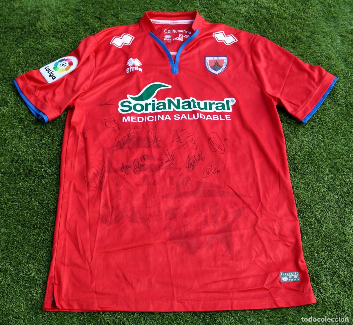 Sports collectibles: Camiseta de F&uacute;tbol del Club Deportivo Numancia de Soria 2016 - 2017 &rdquo;Firmada&rdquo;