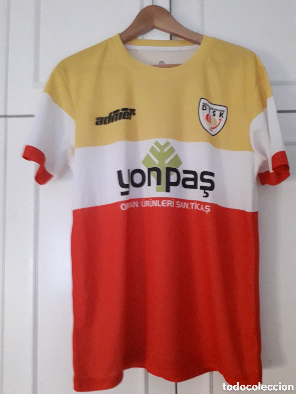 Colecionismo desportivo: Camiseta match issue Dumlupinar SK de Chipre del Norte