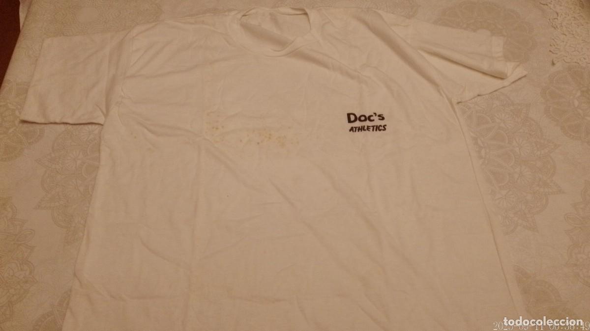 Sports collectibles: Camiseta Doc,s Athletics
