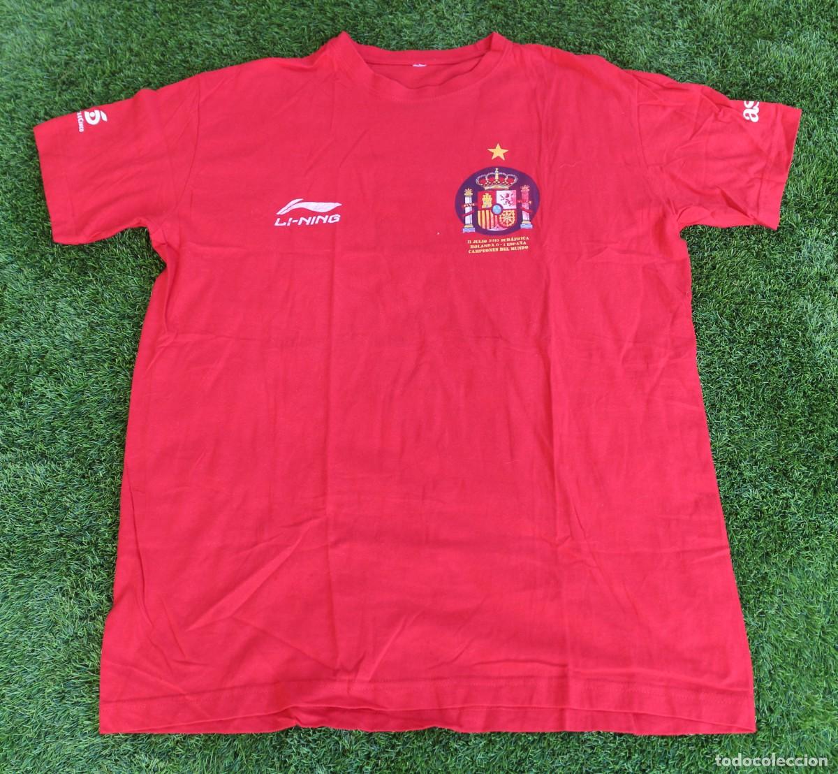 Sports collectibles: Camiseta de F&uacute;tbol de Selecci&oacute;n Espa&ntilde;a 2010 &rdquo;Conmemorativa Final Mundial Sud&aacute;frica&rdquo;