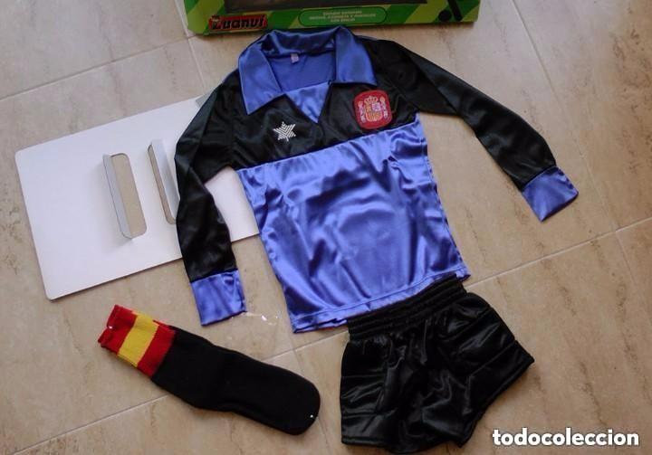 Coleccionismo deportivo: equipacion ni&ntilde;o futbol portero arconada a estrenar luanvi medias camiseta y pantalon con brillo