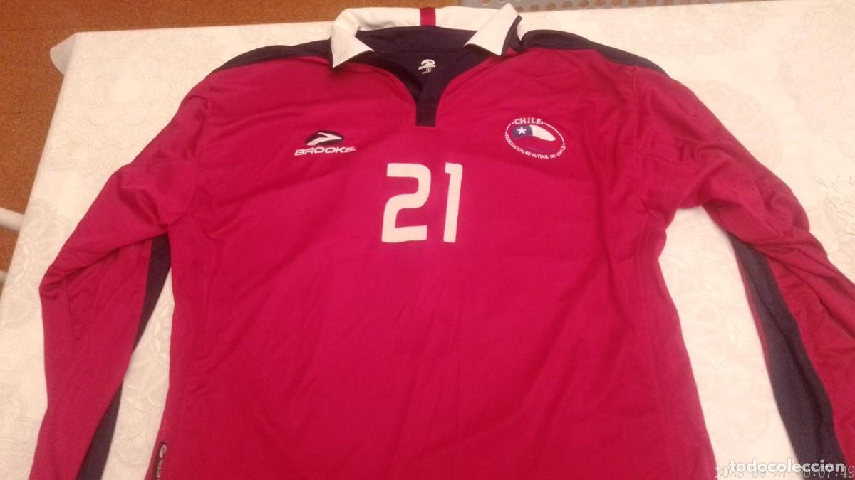 Sports collectibles: Camiseta Chile 21.