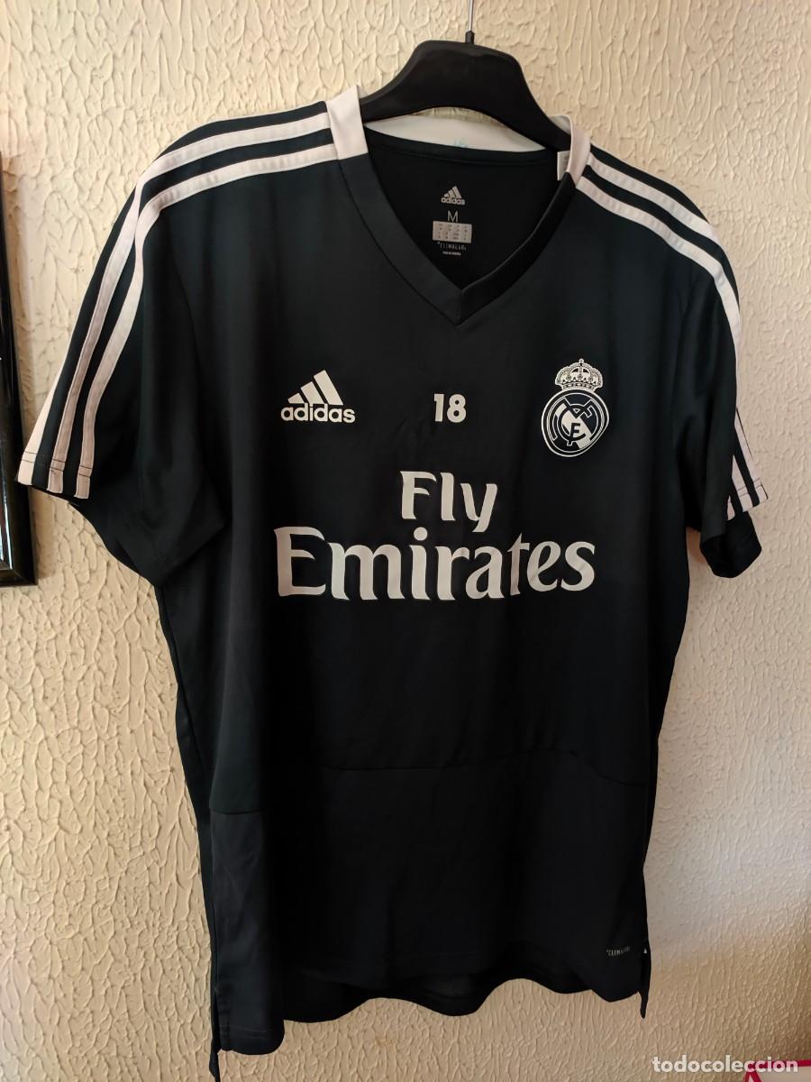 Colecionismo desportivo: Original | Camiseta futbol football shirt trikot maglia | Talla M | Real Madrid CF - player 18