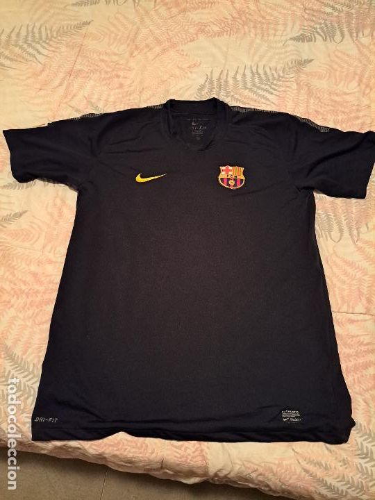 Coleccionismo deportivo: Camiseta f.c Barcelona negra unicef